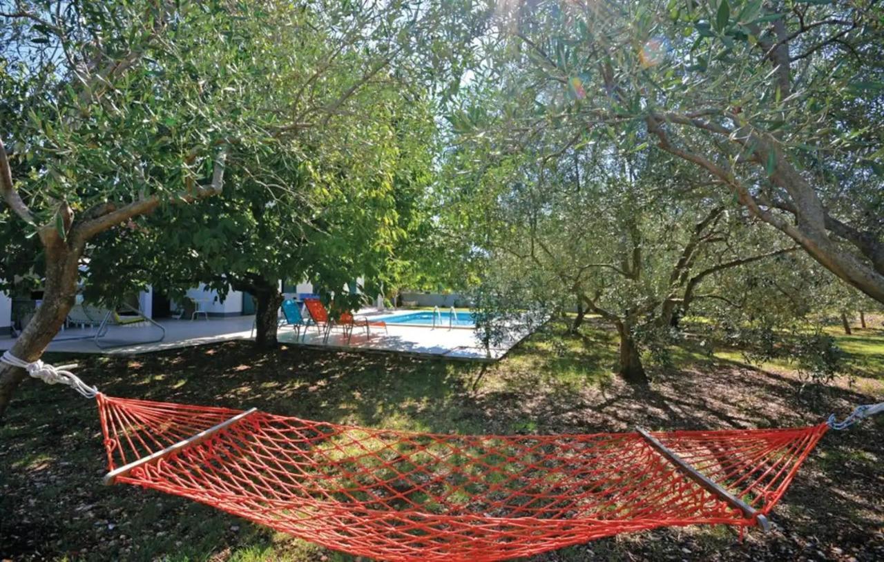 Вілла House Viki Plano Екстер'єр фото