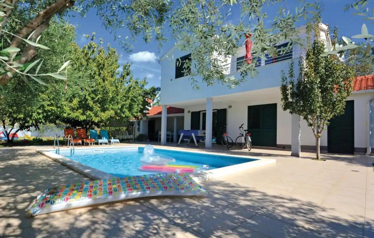 Вілла House Viki Plano Екстер'єр фото