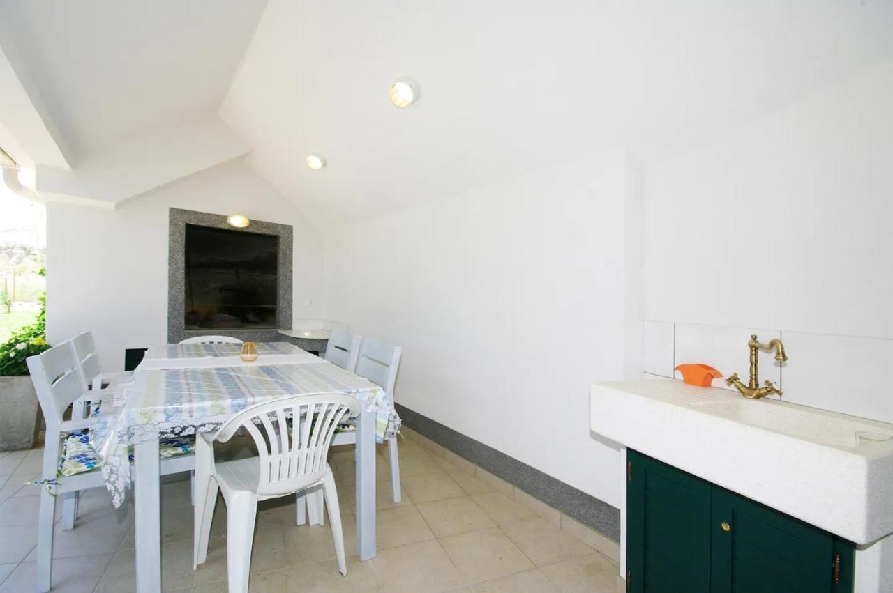 Вілла House Viki Plano Екстер'єр фото